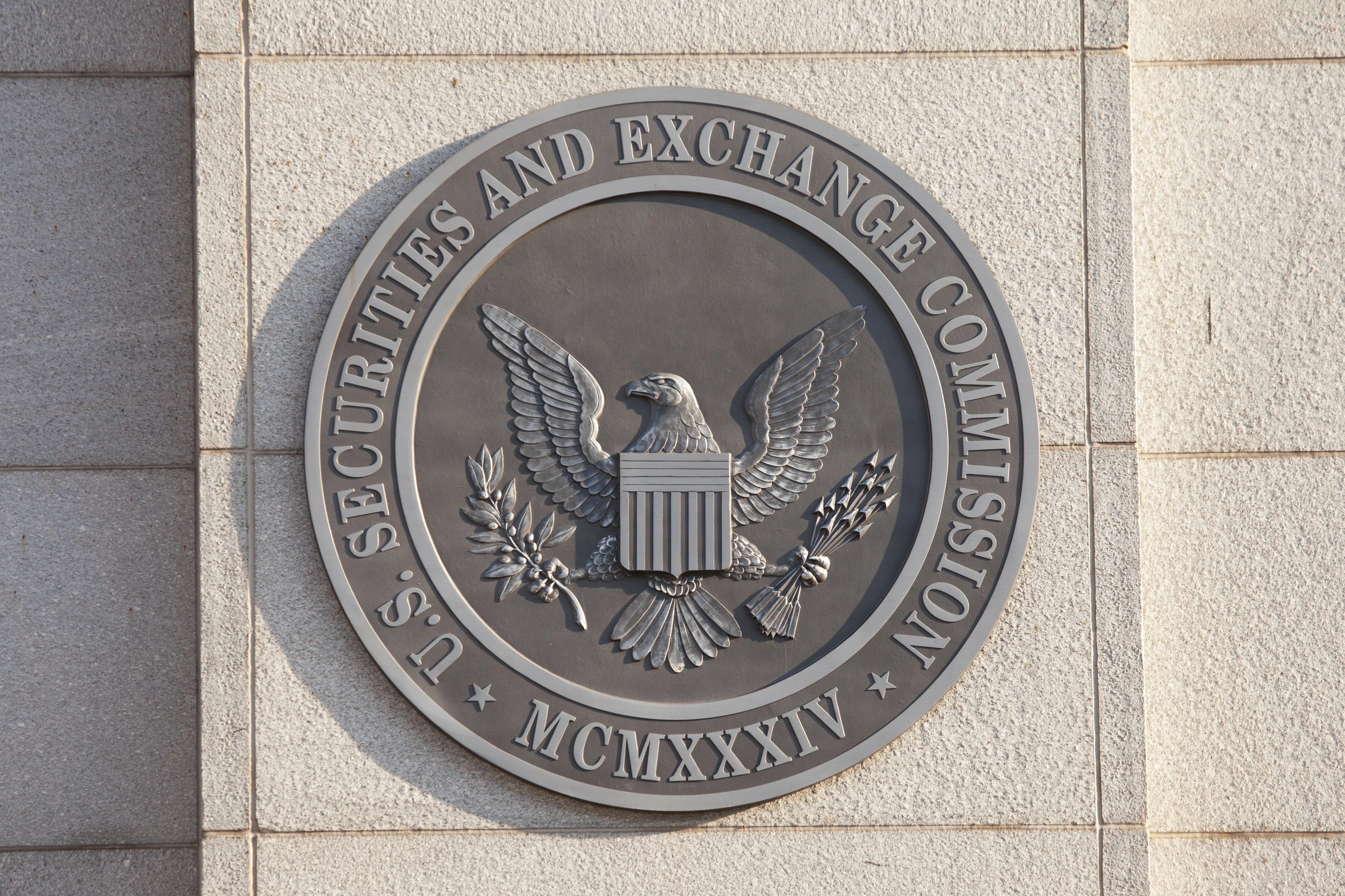 SEC Will Come After Crypto If Clarity Bill Dies, Warns Expert as Divisions Remain